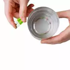 Nimm täglich 2 PURIVA-Kapseln ein: